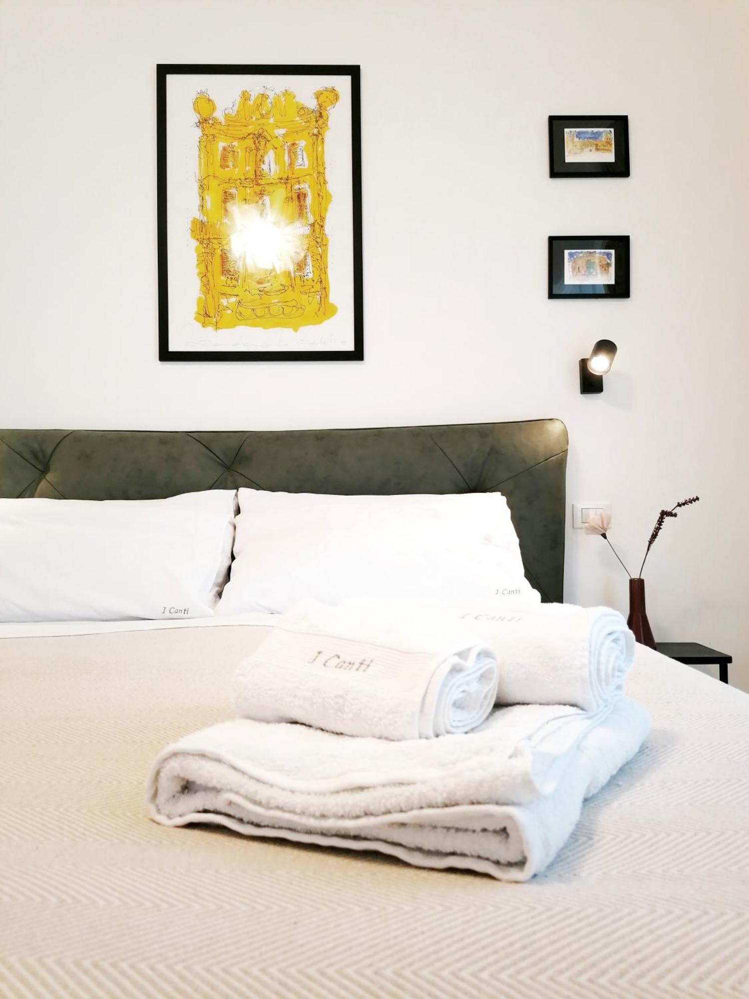 I Canti Comfort Rooms Palermo Exteriör bild